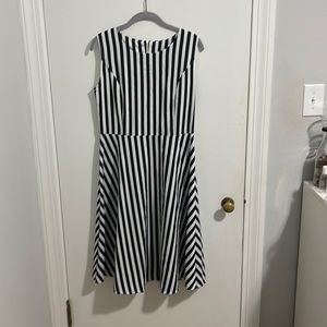 Large, black and white stripe